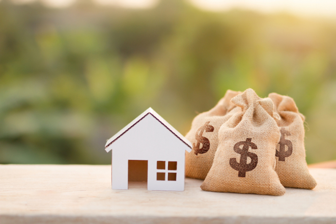 What Fees Are Included in My Monthly Mortgage Payment?